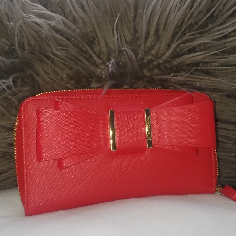 Betsey Johnson wallet